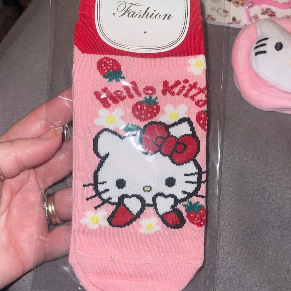 Hello Kitty Bundle Pink and Red Kids Socks & Stationery Set nwt